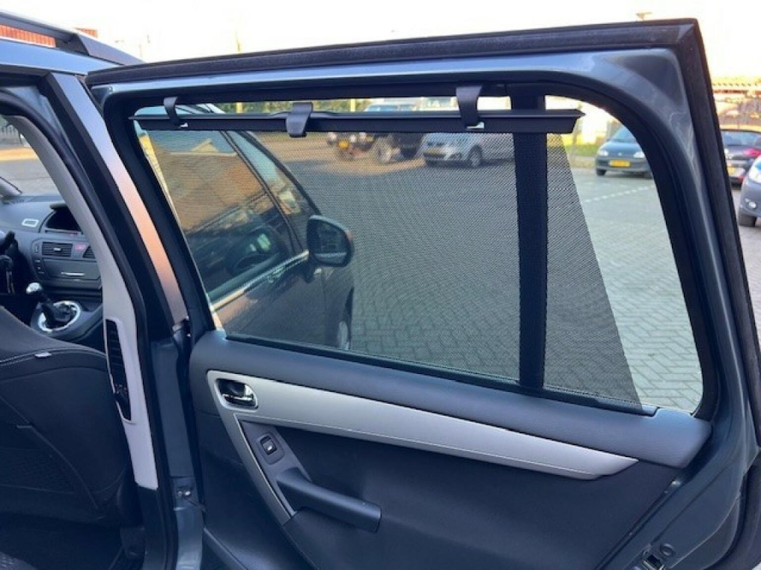 Citroen-C4 Picasso-9