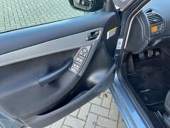 Citroen-C4 Picasso-17