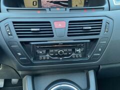 Citroen-C4 Picasso-23