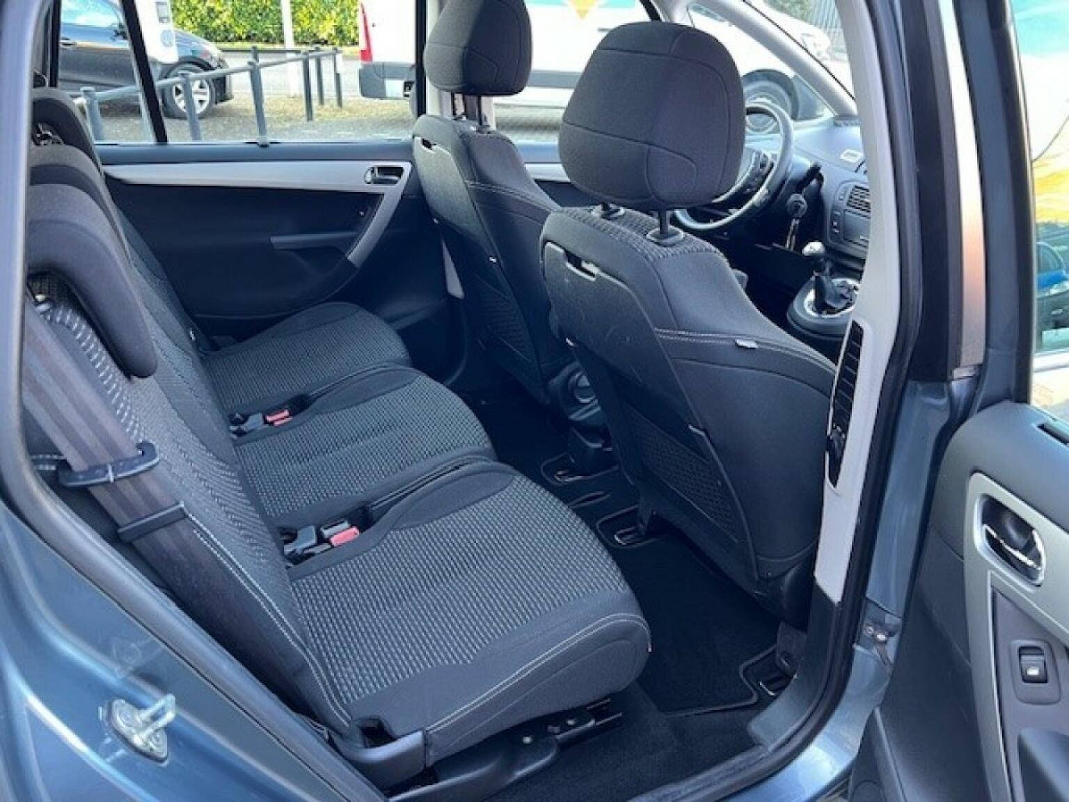 Citroen-C4 Picasso-8