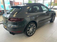 Porsche-Macan-1